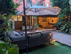 Beautiful 5 Bed House w/Gardens, Central Location - Image 4