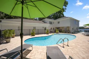 Waterfront Retreat in Riva· Pool, Pier & Kayaks · Sleeps 9 · 15 Min to Annapolis - Image 2
