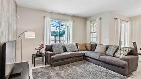 4 Bedrooms / 3 Bathrooms / Storey Lake (4925 Wa) - Image 3