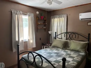 Cozy Comfort. Only 175 yards from the water. - Image 5