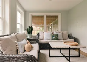 Scarborough Coastal Retreat. 1 mile to beaches! - Image 2