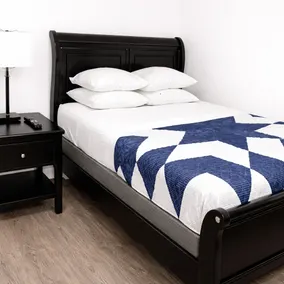 Private 2BR Near DC | Backyard & Fast WiFi - Image 2
