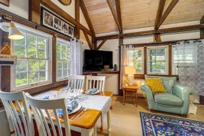 6 Mi to Grandfather Mtn: Lake Cottage w/ Deck - Image 5
