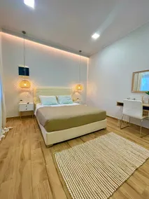 Elia Room & Garden - Image 2