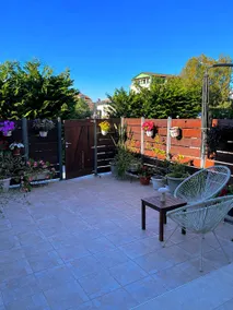 Elia Room & Garden - Image 4