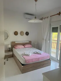 Daddy’s sea view house - Image 5