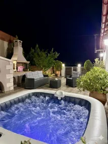 Villa Asterousia with Private Night Spa, BBQ & Lounge - Image 2