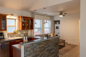 Private Guesthouse | Central A/C + Patio - Image 4