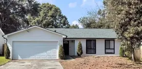 ⁠Chic Norcross Retreat w/ Deck | Near I-85 & ATL - Image 3
