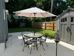 Charming Vintage 2Bd Apartment - Image 5