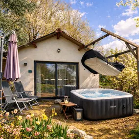 Cottage with jacuzzi – perfect weekend stay - Image 5