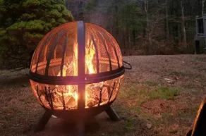 Tall Pines Rental | Pet Friendly | Fire Pit | Yard - Image 5