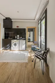 Bright Cozy Base in Old Galata by Tower & Ferry - Image 4