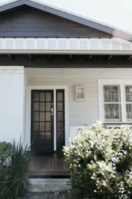 *spacious 2 bedder, chic reno, walk everywhere* - Image 2