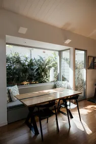 *spacious 2 bedder, chic reno, walk everywhere* - Image 4