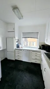 Cozy apartment with balcony and parking. - Image 4