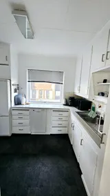 Cozy apartment with balcony and parking. - Image 5