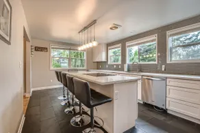 Downtown Tigard Getaway - Image 4