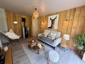 Chalet on an island - private fishing - Dog friendly - Image 3