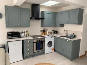 St Benedicts Street Flat with Roof Terrace - Image 3