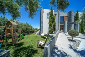 Eloa Luxury Villa - Luxe Getaway by etouri - Image 4