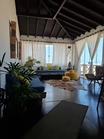 Oasis House, two-story house by the sea - Image 3