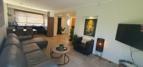 Elly House - Image 4