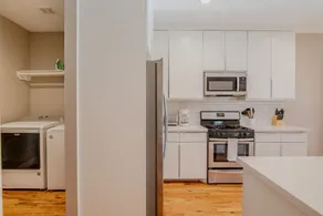 3BR Cozy Bungalow 1749! Medical Center, Stadiums! - Image 5