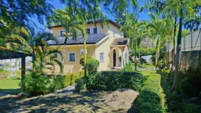 Villa Peluchini: Luxury Jacuzzi/Pool/5BR Paradise - Image 2