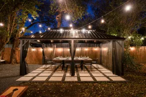 ATX Oasis, 6 Beds, Hot-tub, Large Backyard - Image 5
