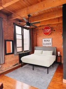 420 loft Dtwn Detroit Industrial Free parking - Image 2