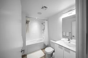 Modern Lake view Condo w/ Pool & Gym| Sherway Mall - Image 3