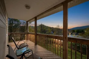 Apple Orchard 2BR | Views | EVCharger - Image 2
