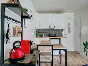 Quiet and cozy studio downtown Bougival - Image 3