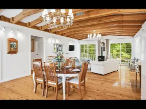 Luxury Romantic Rainforest Cottage, Waterfall area - Image 2