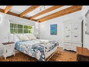 Luxury Romantic Rainforest Cottage, Waterfall area - Image 4