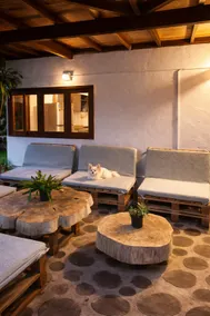 Property in El Retiro with Jacuzzi, deck, and fire pit - Image 5