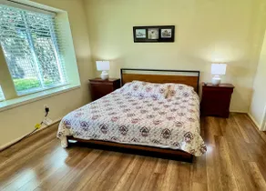 Spacious Comfortable Quiet 4 Bedroom Retreat - Image 5