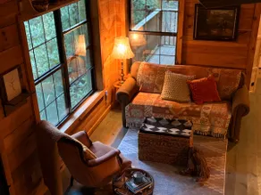 Ursa Minor Waterfall Cabin - Image 3
