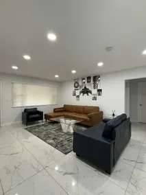 AMAZING, ONE OF A KIND 3/2 HOME 🏝🏖🏡 - Image 2