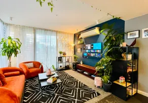 Extraordinary holiday stay for Melbourne explore - Image 3