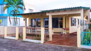 Beachfront house / Castelnuovo-Tonsupa - Image 2
