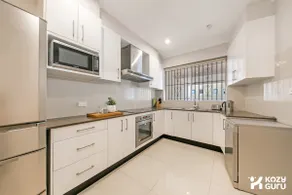 KozyGuru | Leichhardt | Cozy 3 Bed Home - Image 5