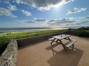 Panoramic Sea Views & Luxury: Coastguards Retreat - Image 2