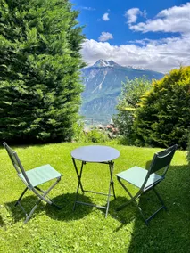 Adorable Swiss Alps Cabin for couples - Image 4