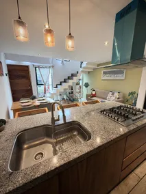 Beautiful apartment with parking - Image 5