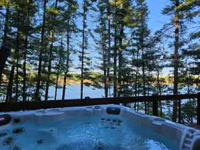 Fish Lake Escape with Hot Tub & Pontoon Rental - Image 3