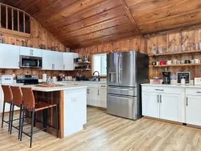 Lakefront Sacandaga Home, Private Dock, Sleeps 15 - Image 5