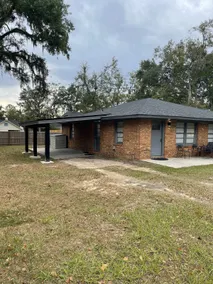 Brookwood Bungalow 2 - Image 2