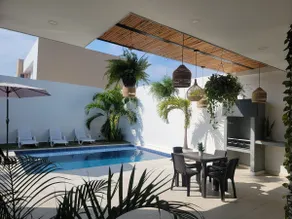 Top Home, Private Pool & Unbeatable Location - Image 5